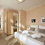 Amarilis 4*