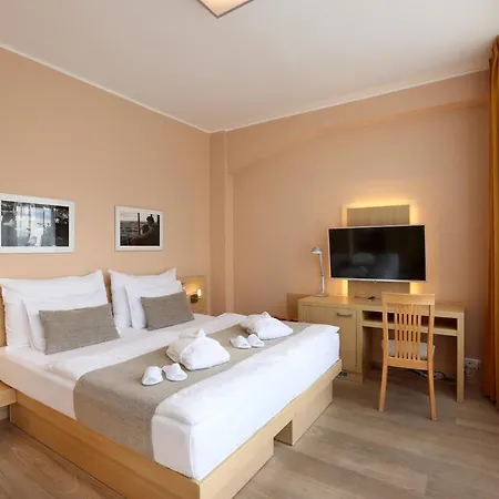 Hotell Amarilis 4*