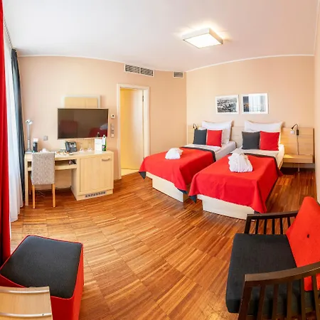 Hotell Amarilis 4*
