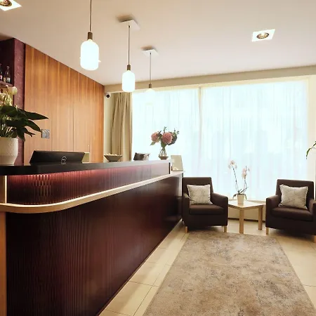 Hotel Amarilis 4*