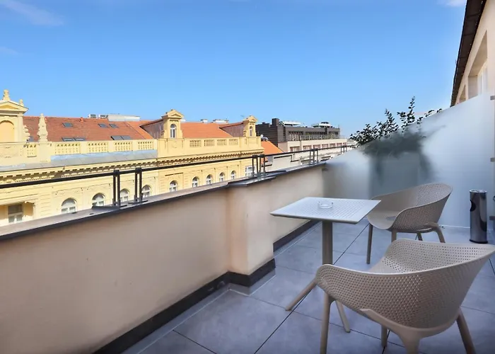 Amarilis Hotel 4*